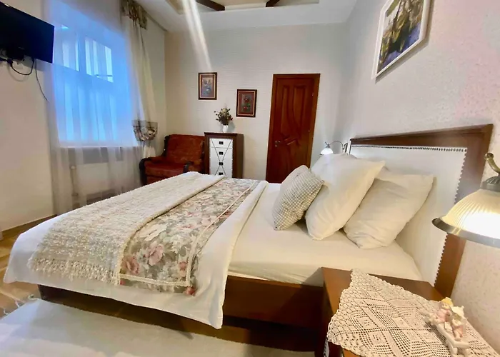 Apartment In Historical Center Вул Вірменська