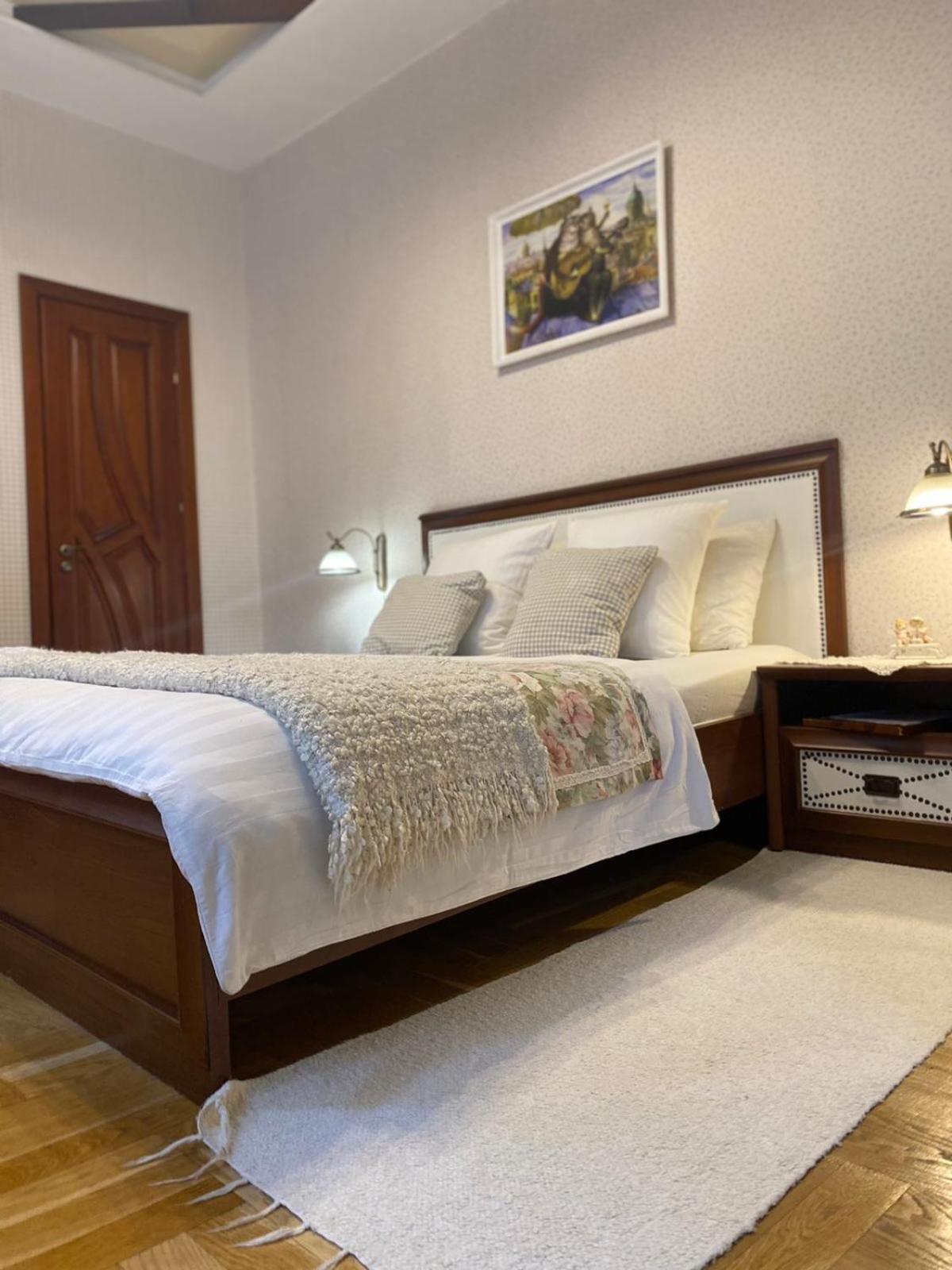 Apartment In Historical Center вул вірменська Lviv